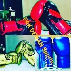 Boxing gloves 